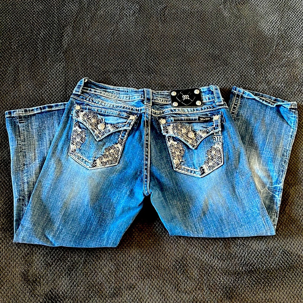 Miss Me Capri Size 30 Jeans